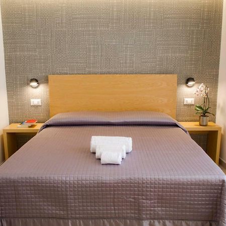 Tuile 34 Bed and Breakfast Lecce Exteriör bild