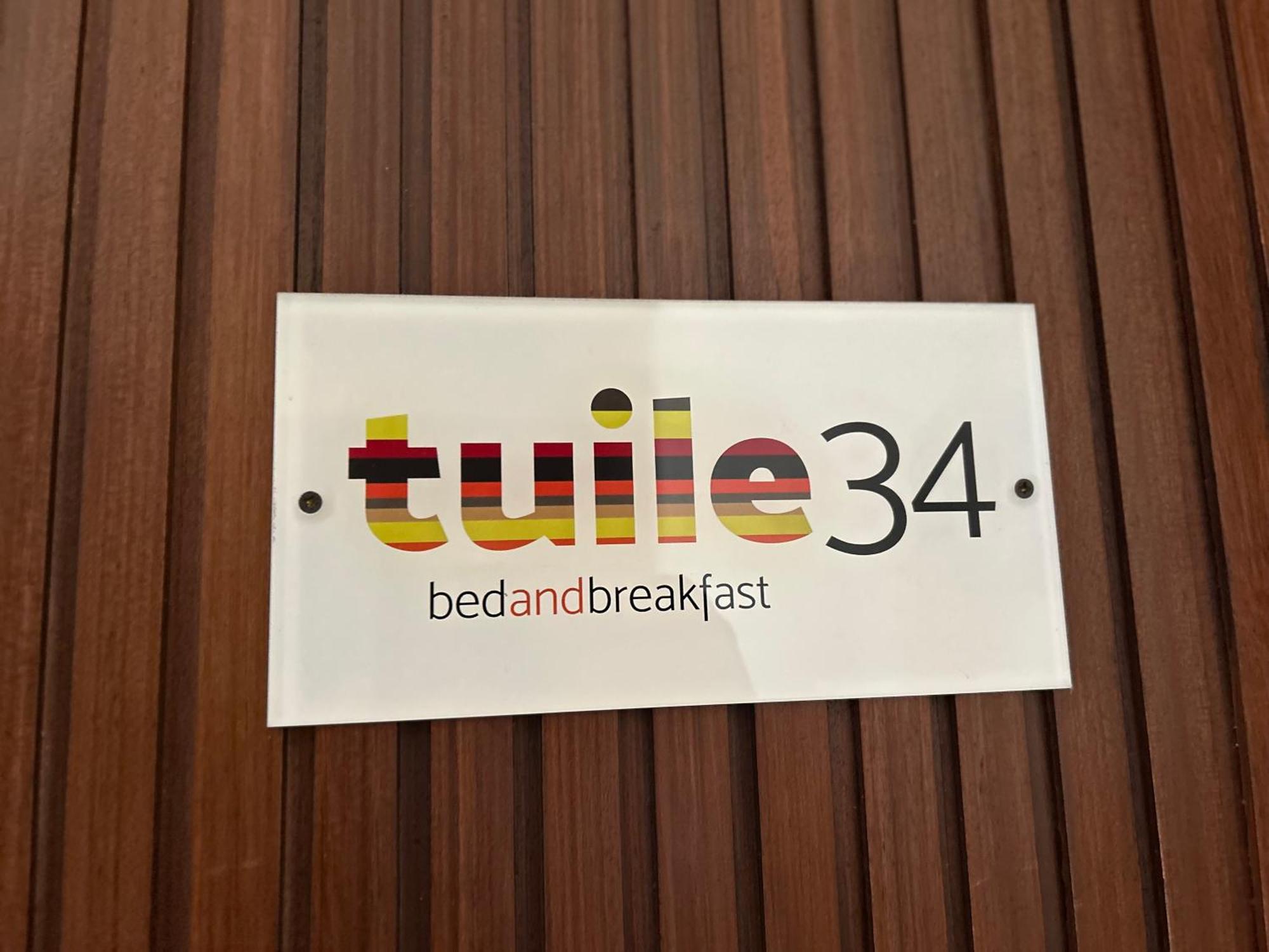 Tuile 34 Bed and Breakfast Lecce Exteriör bild