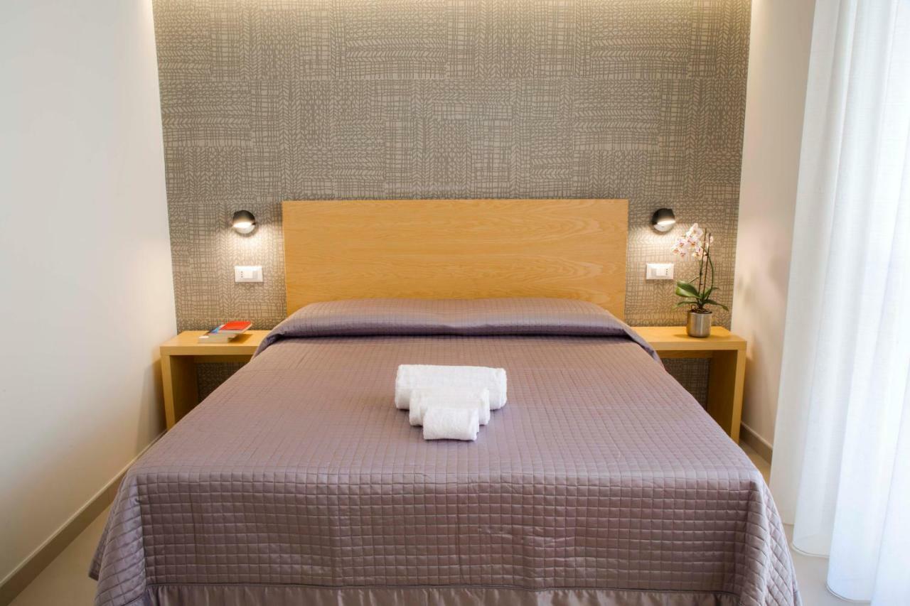 Tuile 34 Bed and Breakfast Lecce Exteriör bild