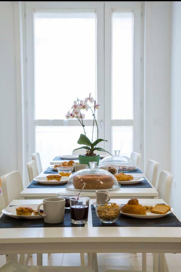 Tuile 34 Bed and Breakfast Lecce Exteriör bild